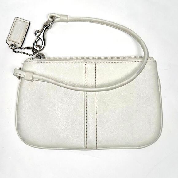 Coach White Leather Top Zip Wristlet Wallet - Picture 1 of 4